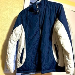 Womens Clothing. Anywhere from medium to large.